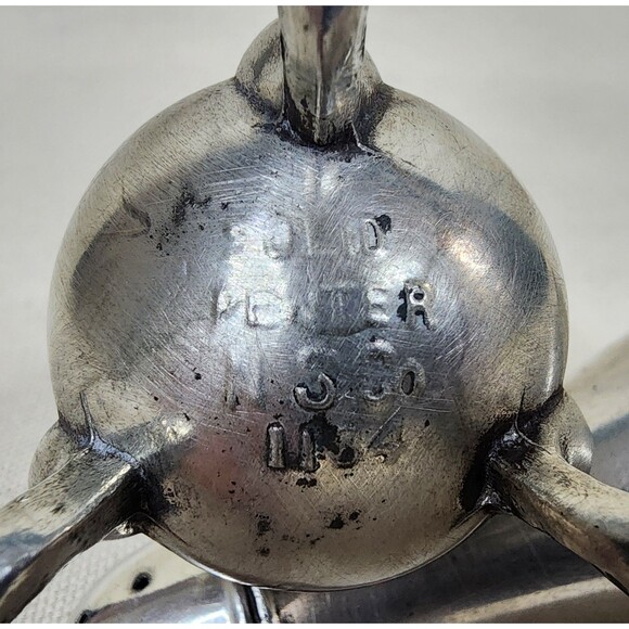 Vintage NS Co Pewter Salt & Pepper Shakers | 1114 | Tripod Footed | 1960s MCM - Picture 6 of 10